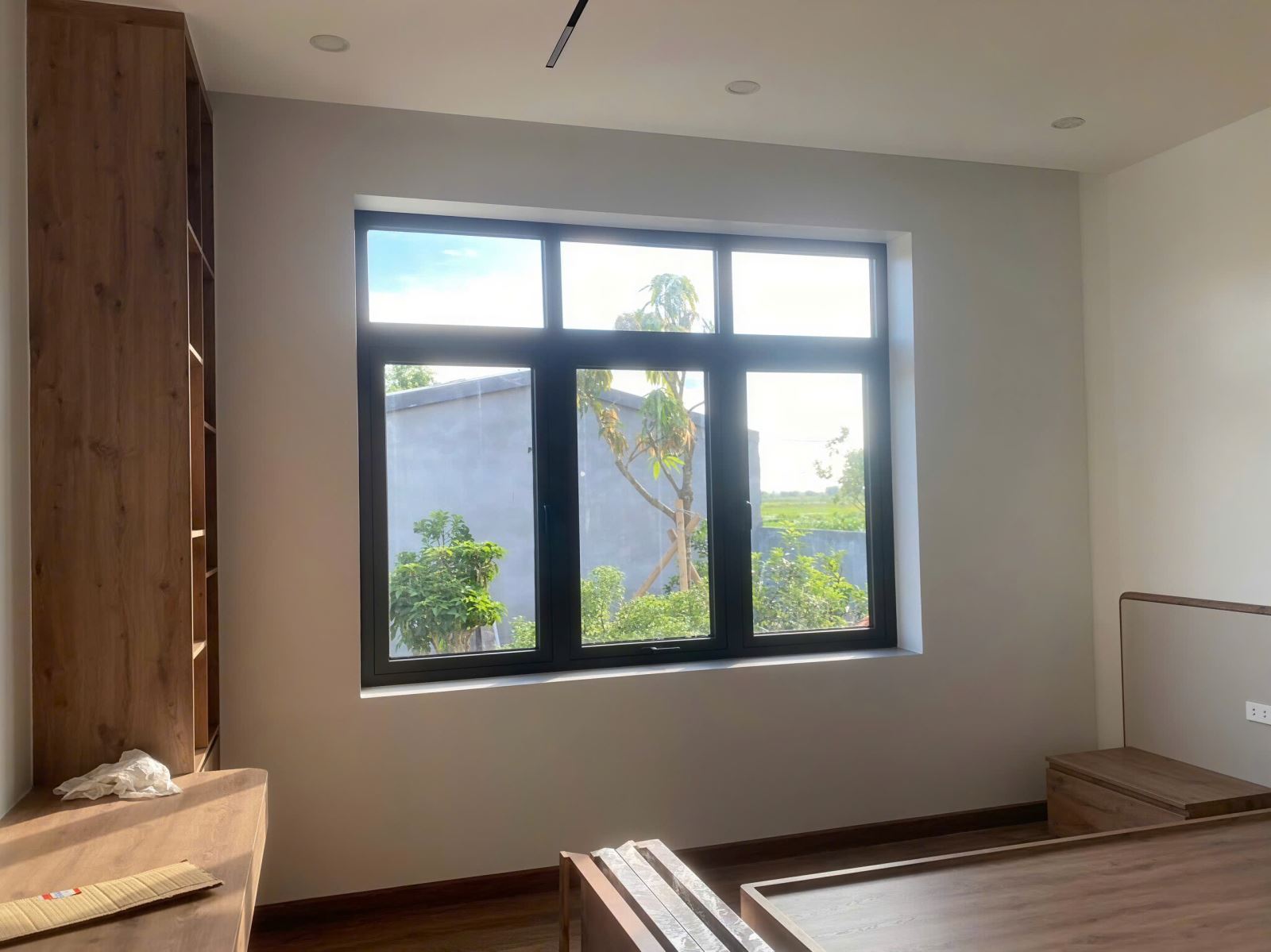 Cửa sổ 3 cánh nhôm kính Kim Thành - Hải Dương cua-so-3-canh-co-o-fix-kim-thanh-hai-duong.jpg